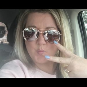 Meet your Posher, Terri